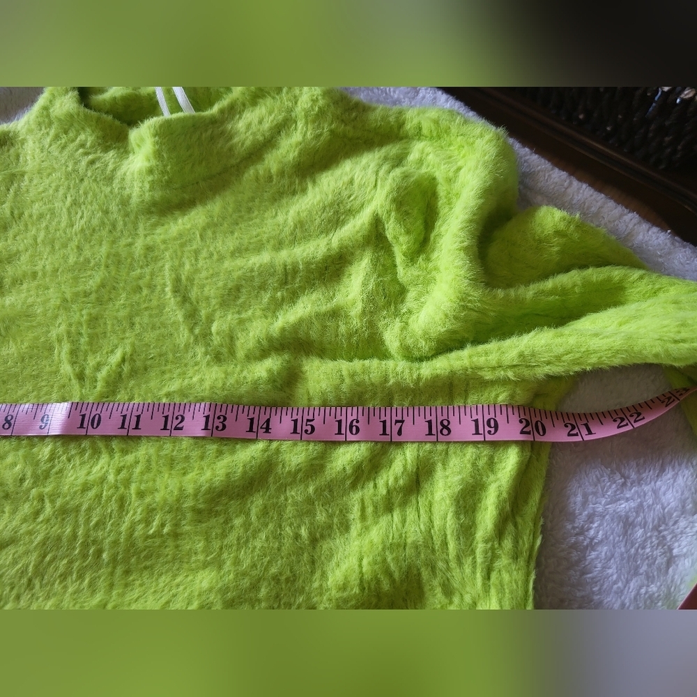 Anthropologie Neon Green Textured Sweatshirt - Picture 5 of 5